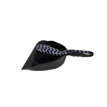 Made In China Good Quality Light Weight Plastic Dustpan with Brush